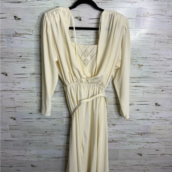 Vintage Cream Midi Dress with belt size 8 Edie johne made in Canada - Picture 10 of 10